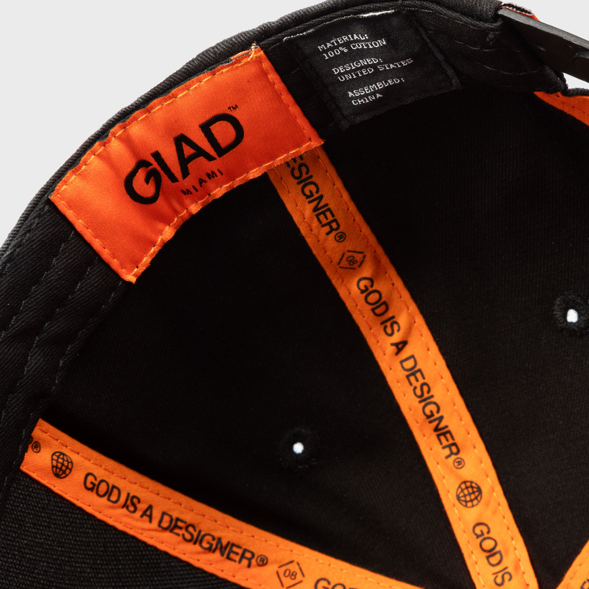 GIAD Original 5P Snapback [Rich Black] – God is a designer.®