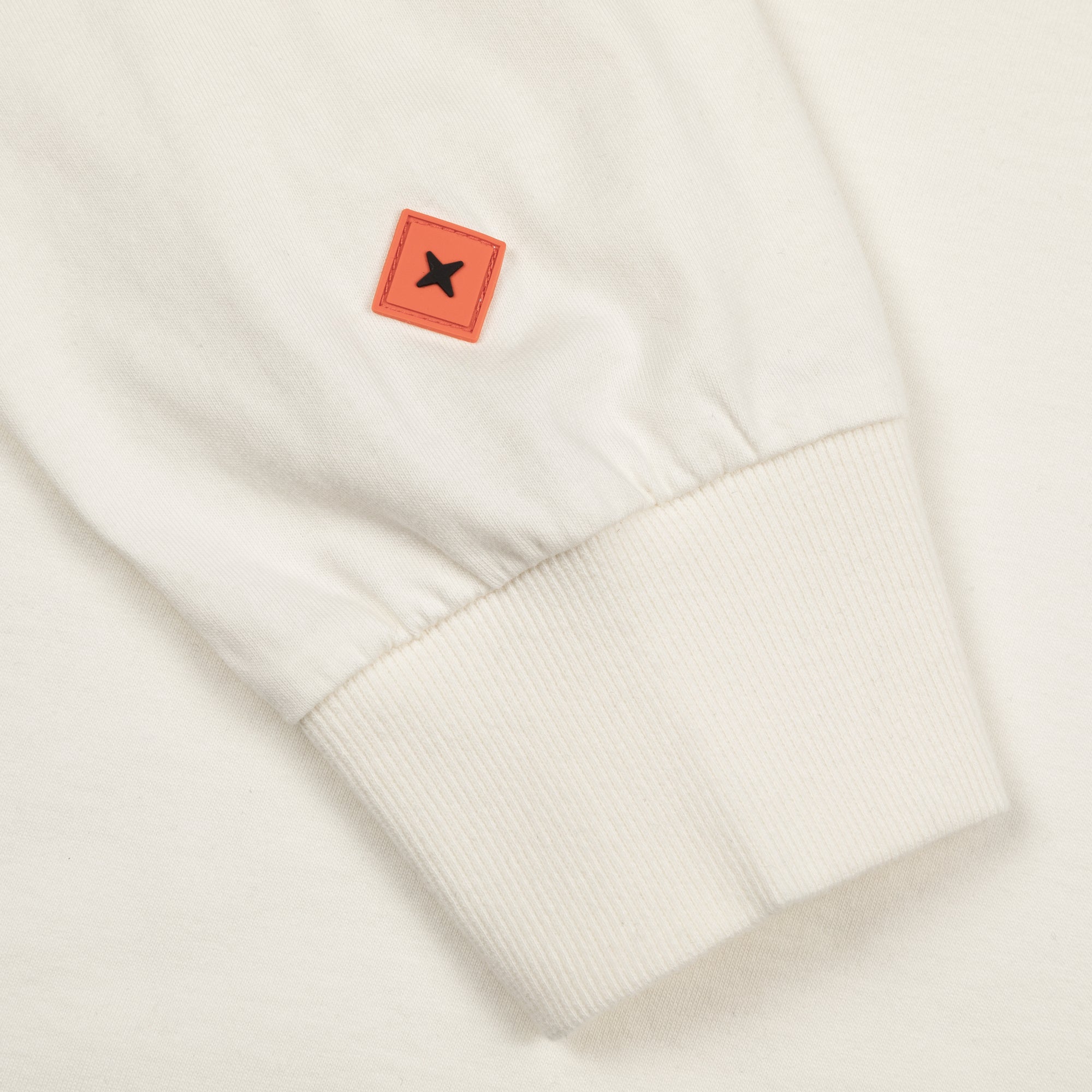 [PRE-ORDER] GIAD BASE_LINE Pano-Crop LS [Cloud Dancer]